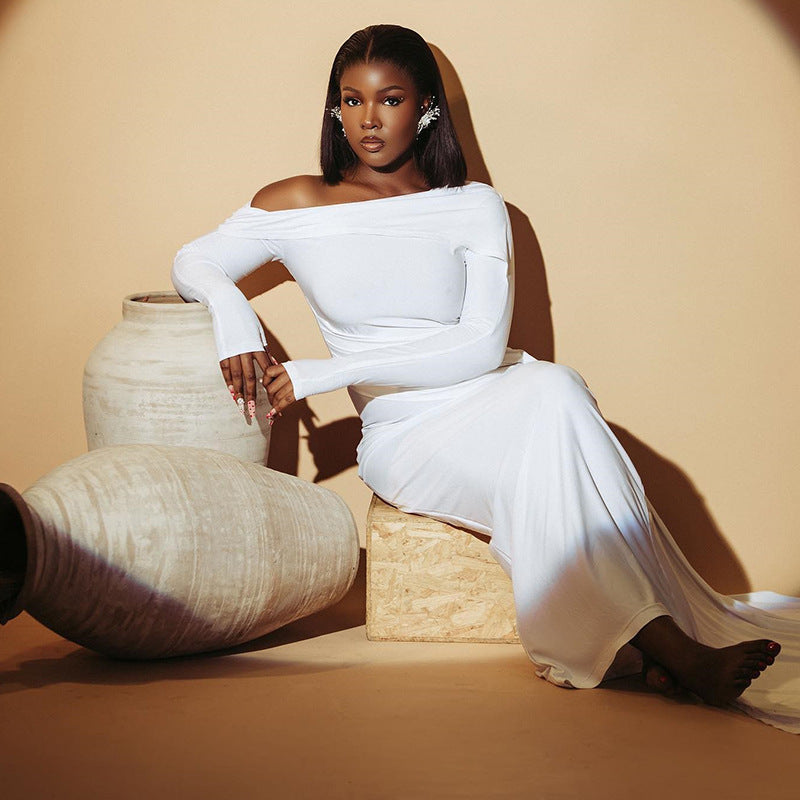 Solid Color Dress With Diagonal Neckline Exposing One Shoulder Long Sleeve