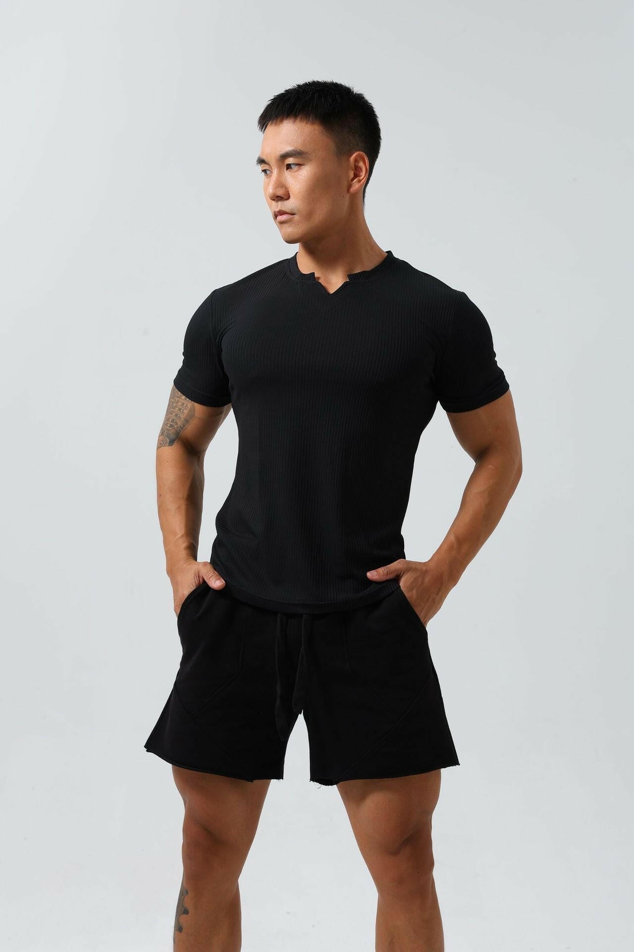 Men's V-collar Short Sleeve Solid Color