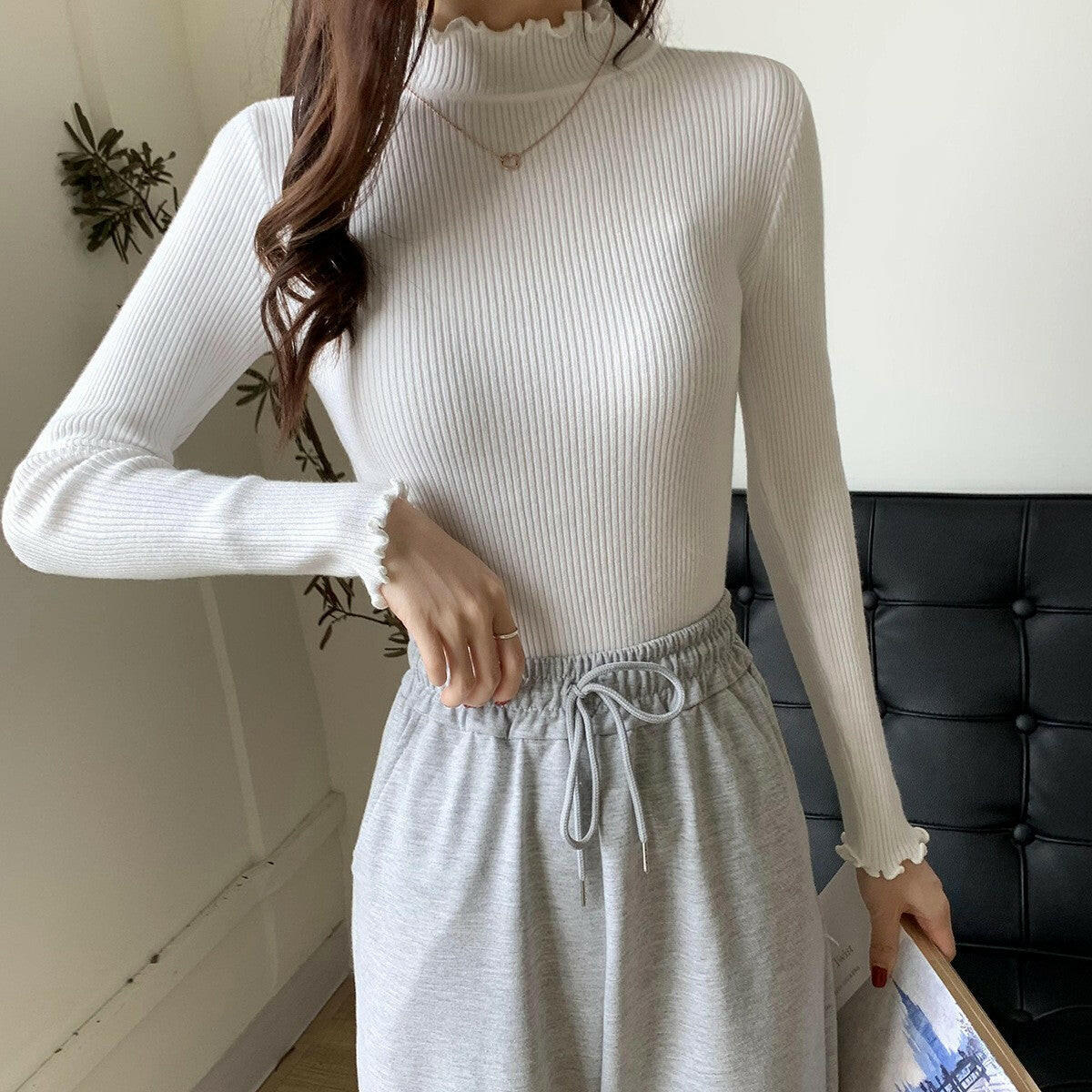 Half High Collar Inner Lining Bottom Sweater