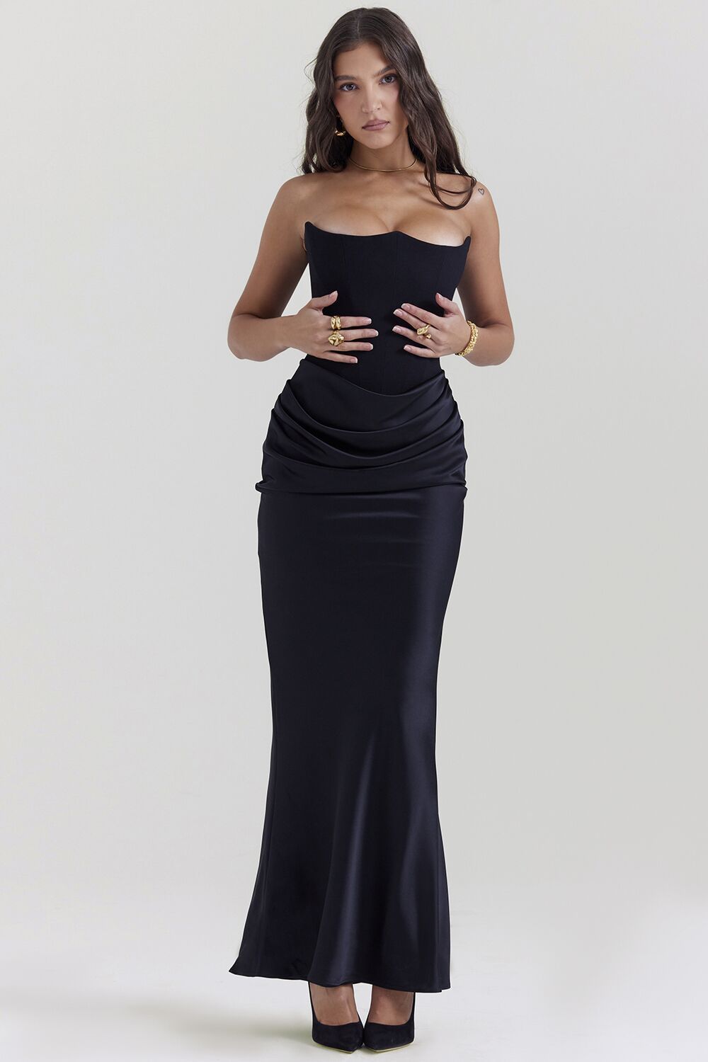 Off-Shoulder Slimming Fishbone Silk Dress – Elegant Black Statement